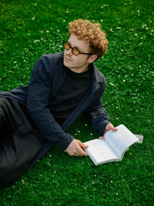 A BERLIN PAUSE BETWEEN PAGES